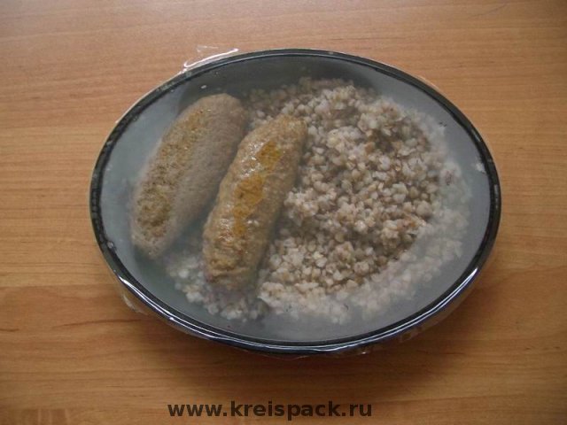 ovalnyj_s_grechnevoj_kashej-kotleta