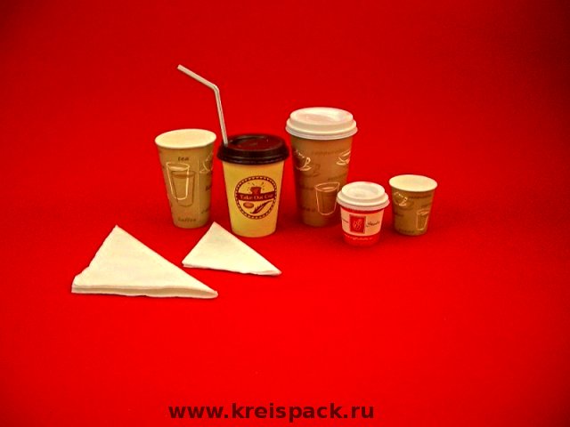stakany_s_kryshkami